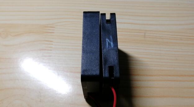 侧面.jpg 侧面.jpg